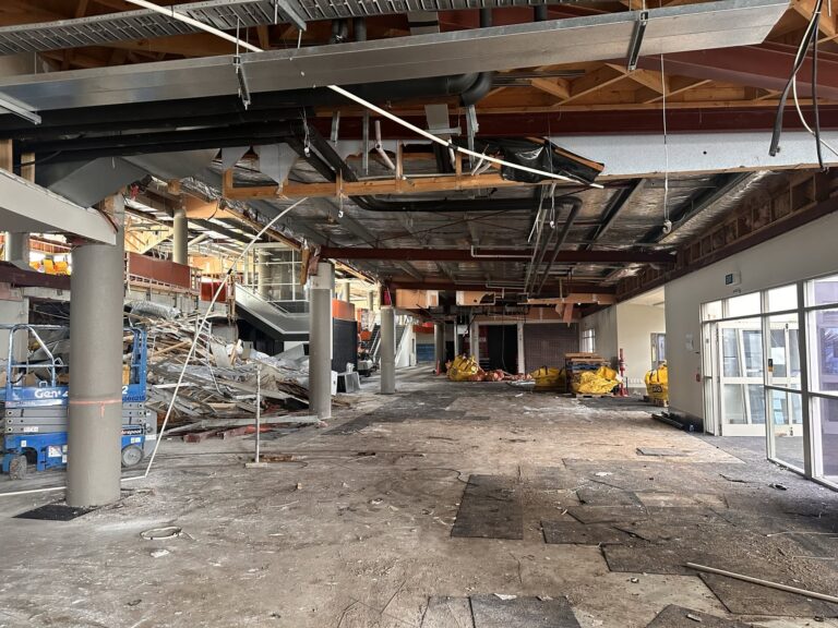 Internal demolition of the terminal